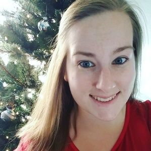 Meet your Posher, Rebecca